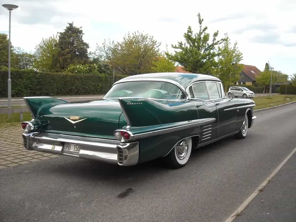 Cadillac Deville 01/1958-photo-2
