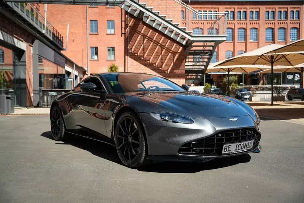 Aston Martin V8 Vantage Coupe 1.HAND / DEUTSCH / ALCANTARA 06/2022-photo-13