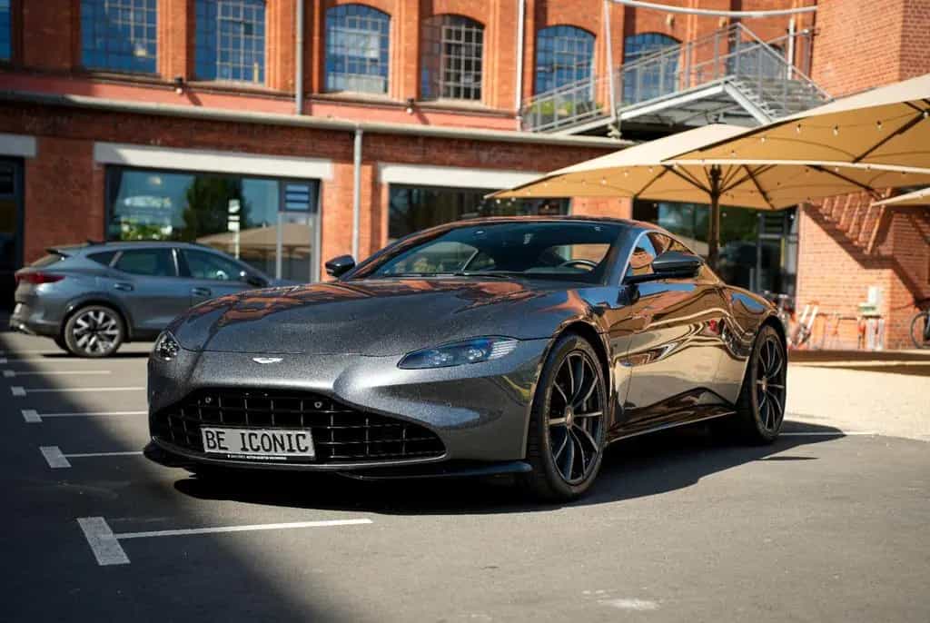 Aston Martin V8 Vantage Coupe 1.HAND / DEUTSCH / ALCANTARA 06/2022-photo-17