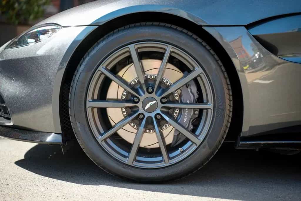Aston Martin V8 Vantage Coupe 1.HAND / DEUTSCH / ALCANTARA 06/2022-photo-2