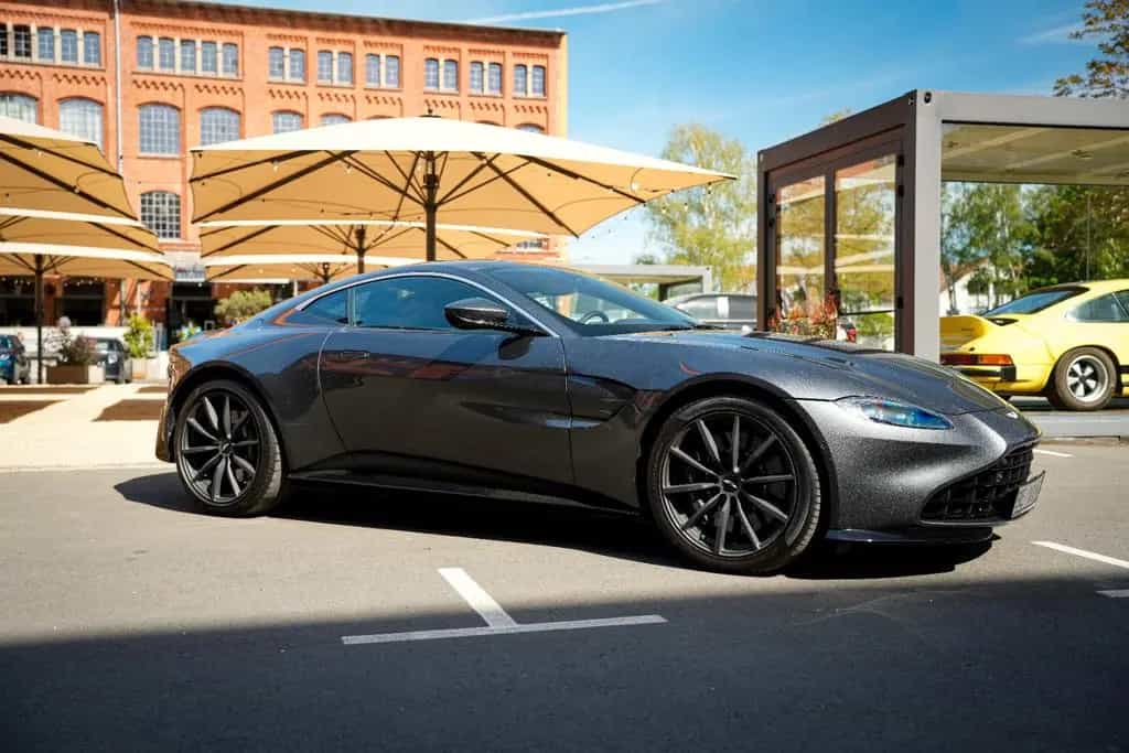 Aston Martin V8 Vantage Coupe 1.HAND / DEUTSCH / ALCANTARA 06/2022-photo-20