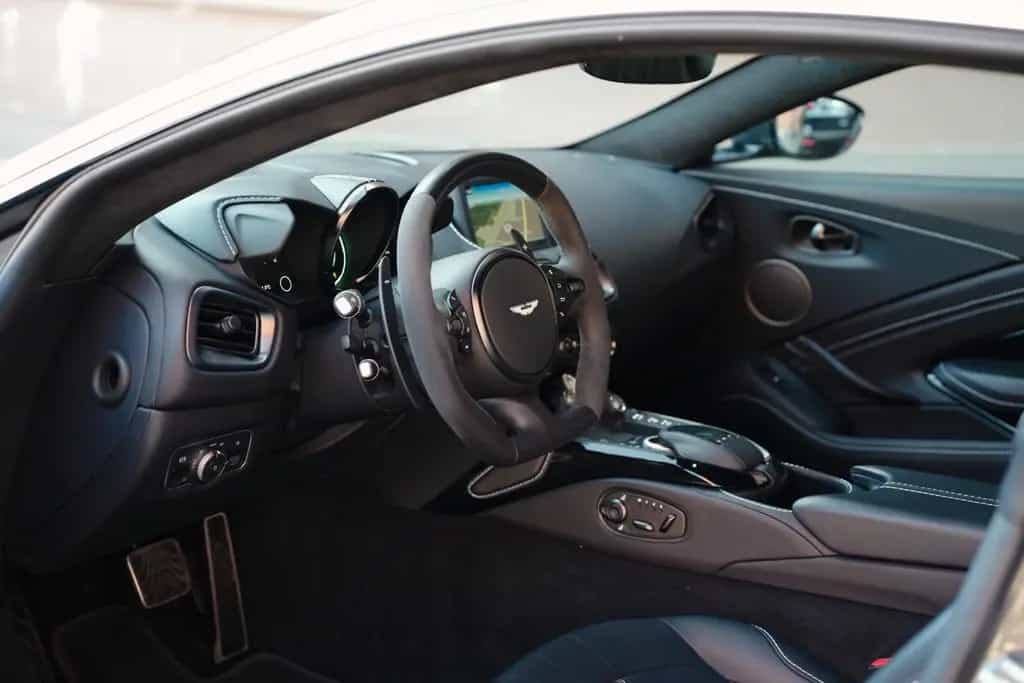 Aston Martin V8 Vantage Coupe 1.HAND / DEUTSCH / ALCANTARA 06/2022-photo-28