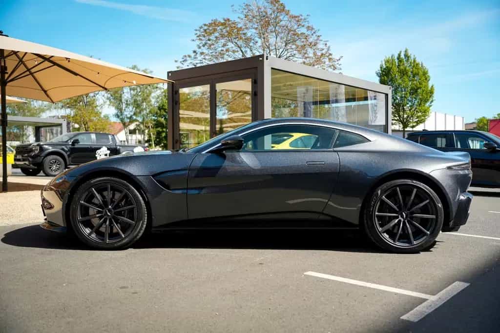 Aston Martin V8 Vantage Coupe 1.HAND / DEUTSCH / ALCANTARA 06/2022-photo-3