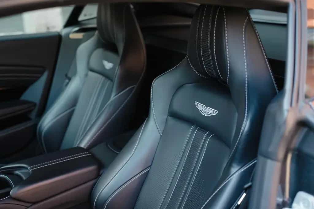 Aston Martin V8 Vantage Coupe 1.HAND / DEUTSCH / ALCANTARA 06/2022-photo-30