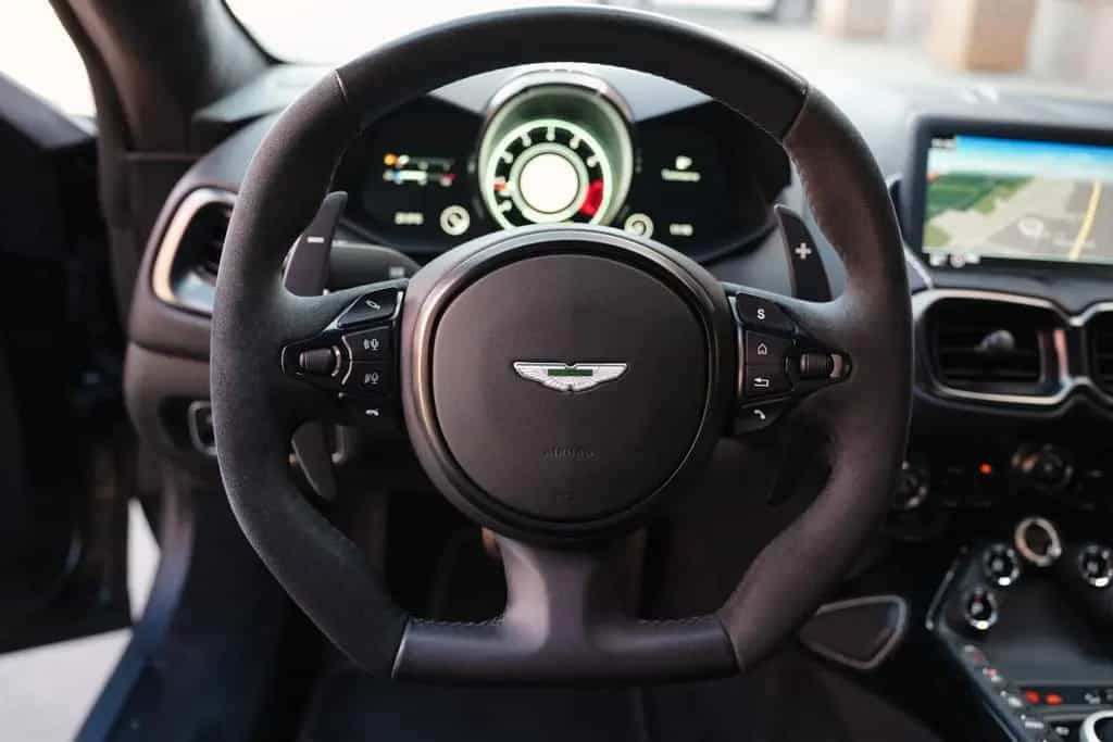 Aston Martin V8 Vantage Coupe 1.HAND / DEUTSCH / ALCANTARA 06/2022-photo-32
