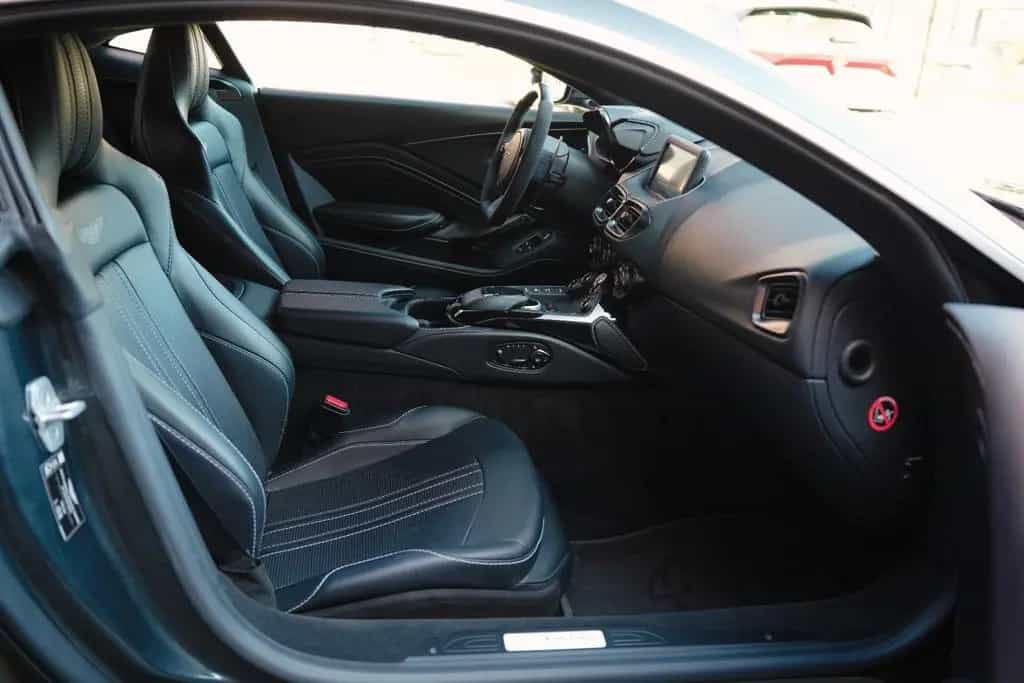 Aston Martin V8 Vantage Coupe 1.HAND / DEUTSCH / ALCANTARA 06/2022-photo-38