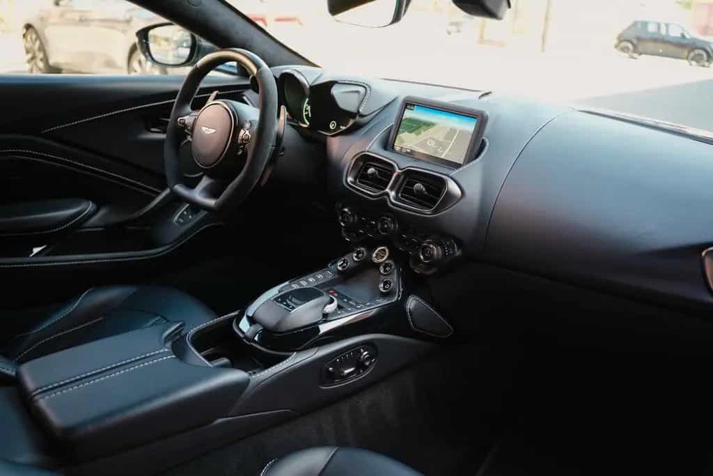 Aston Martin V8 Vantage Coupe 1.HAND / DEUTSCH / ALCANTARA 06/2022-photo-40