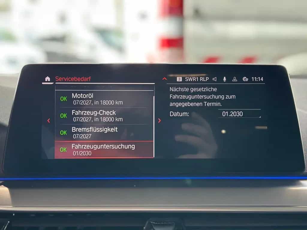 BMW 5 Series d ACC DRIVING-ASSISTANT LIVE-COCKPIT AMBIENTE 07/2020-photo-33