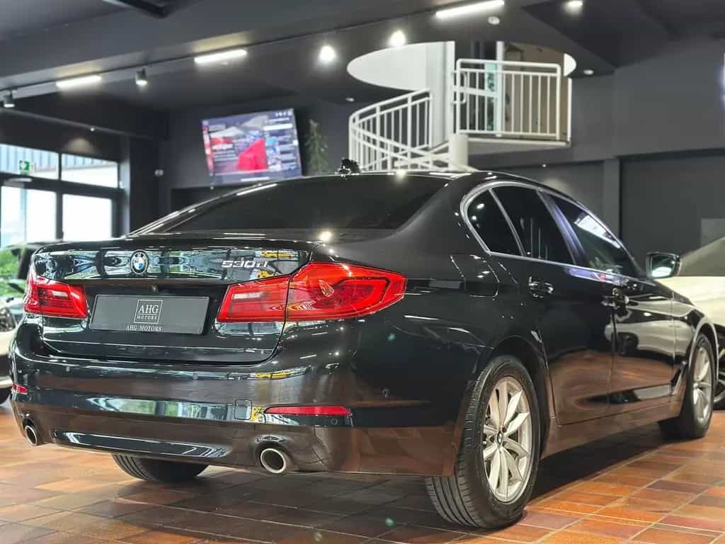 BMW 5 Series d ACC DRIVING-ASSISTANT LIVE-COCKPIT AMBIENTE 07/2020-photo-5