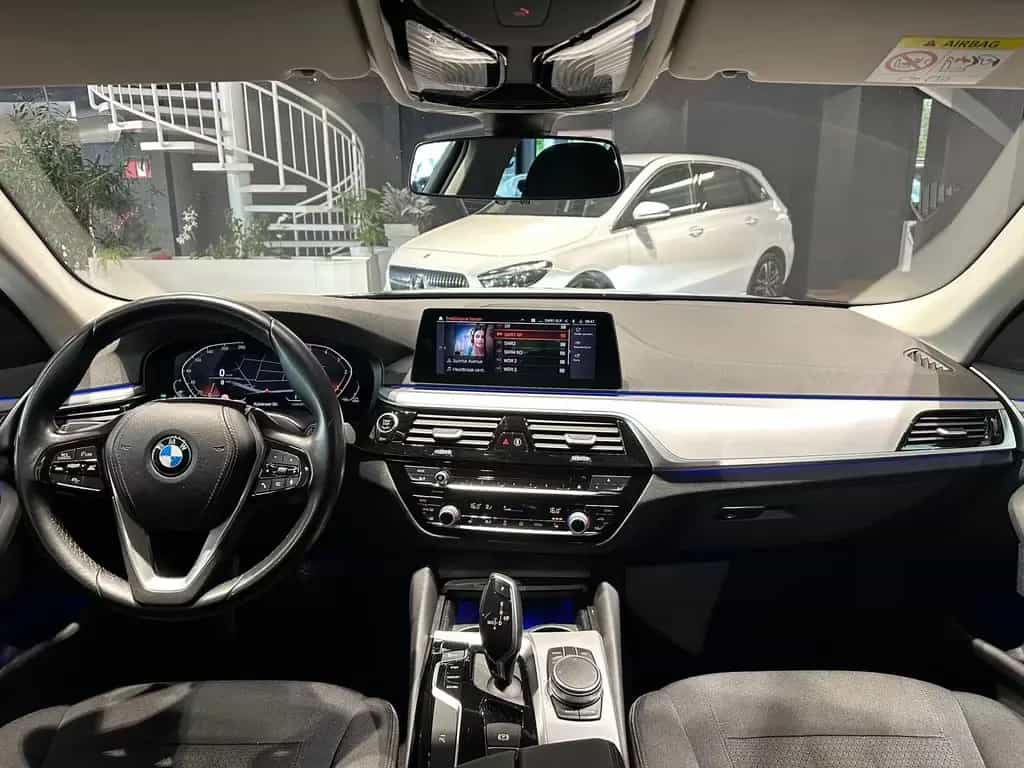 BMW 5 Series d ACC DRIVING-ASSISTANT LIVE-COCKPIT AMBIENTE 07/2020-photo-9