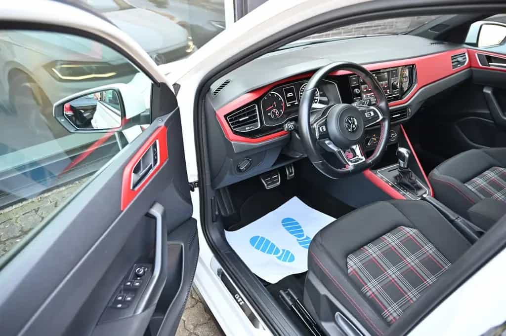 Volkswagen Polo VI 2.0 TSI GTI 1.Hd LED PDC Mod.2020 11/2019-photo-14