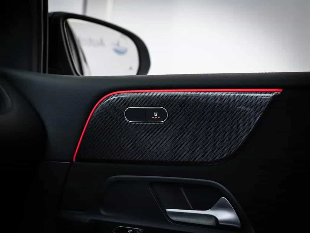 Mercedes-Benz B 200 AMG-LINE *LED*PANO*DISTR*HUD*AHK*360° 02/2019-photo-13