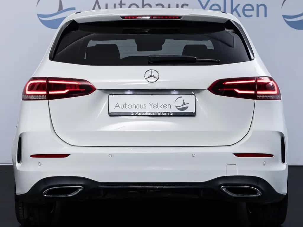 Mercedes-Benz B 200 AMG-LINE *LED*PANO*DISTR*HUD*AHK*360° 02/2019-photo-4