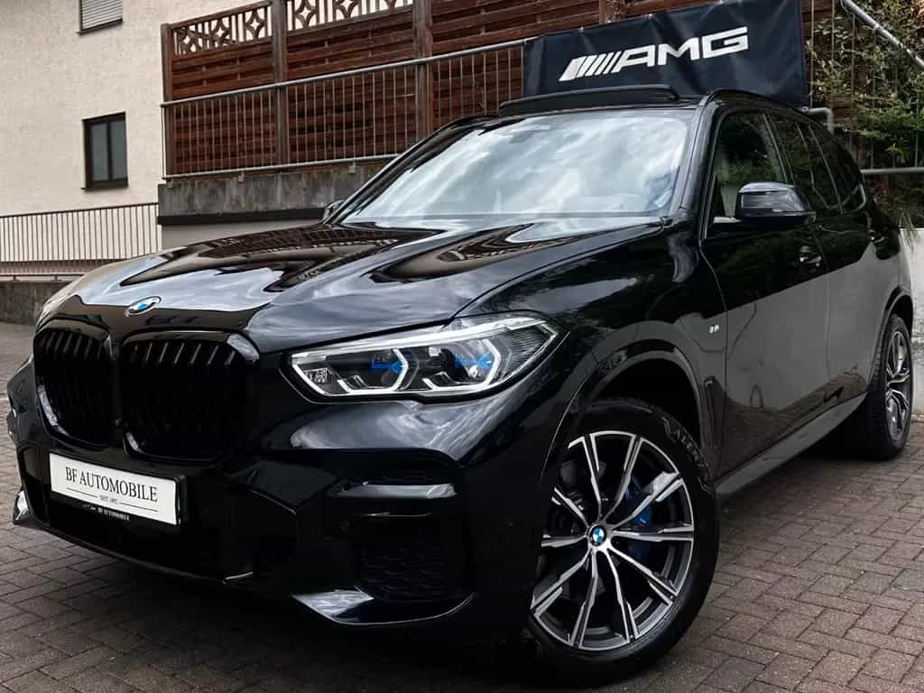 BMW X5 xDr40i M Sport PANO*StandH*Laser*DA-Prof*360° 12/2022-photo-0