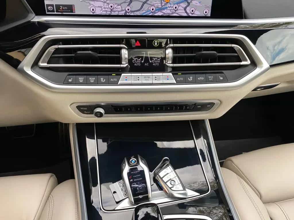 BMW X5 xDr40i M Sport PANO*StandH*Laser*DA-Prof*360° 12/2022-photo-16
