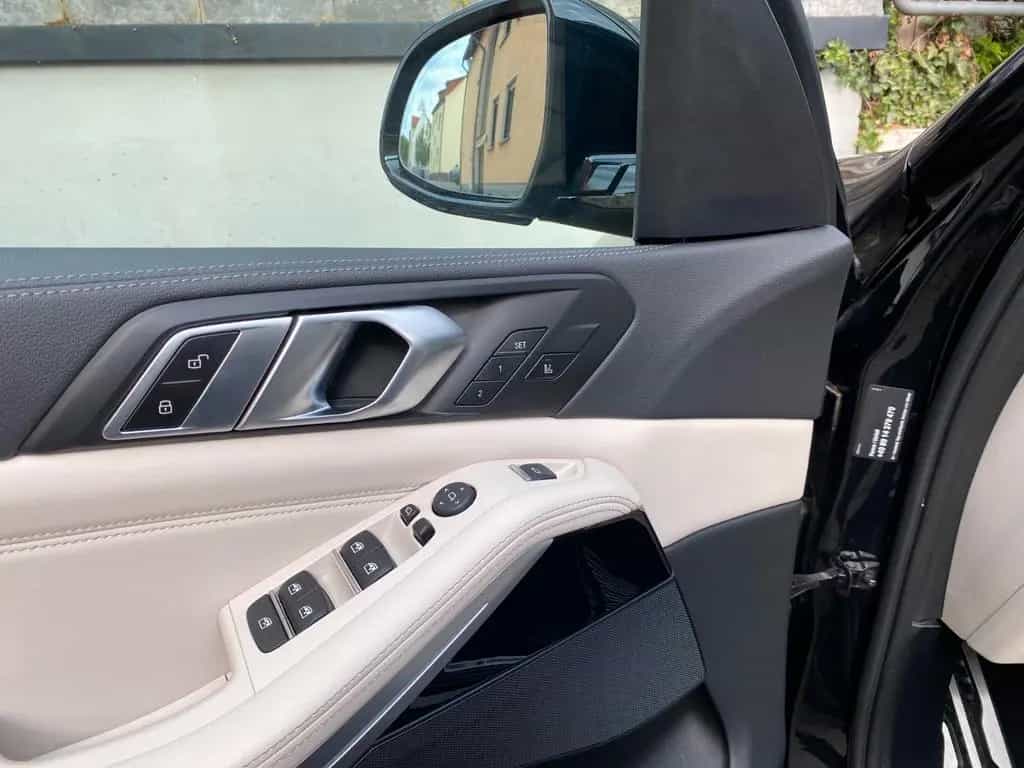 BMW X5 xDr40i M Sport PANO*StandH*Laser*DA-Prof*360° 12/2022-photo-24