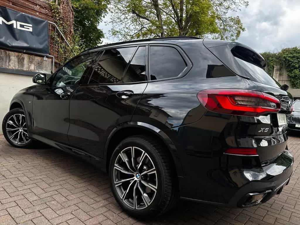 BMW X5 xDr40i M Sport PANO*StandH*Laser*DA-Prof*360° 12/2022-photo-28