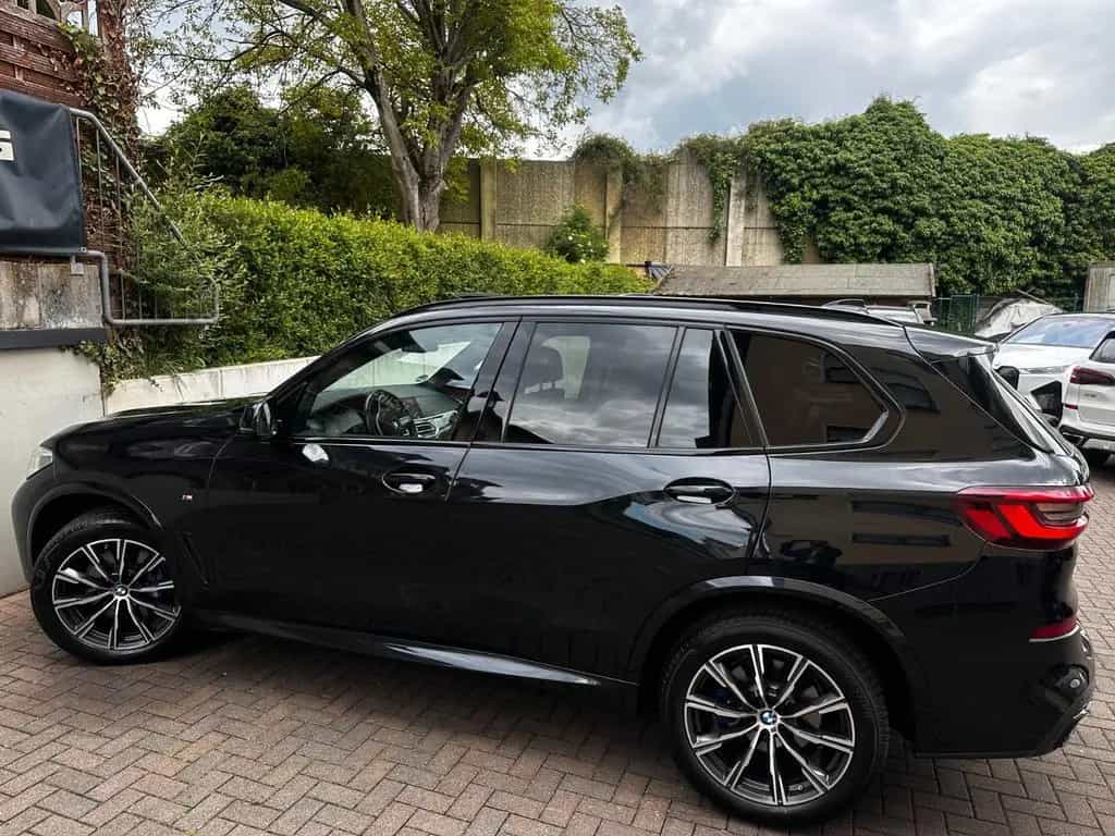 BMW X5 xDr40i M Sport PANO*StandH*Laser*DA-Prof*360° 12/2022-photo-29