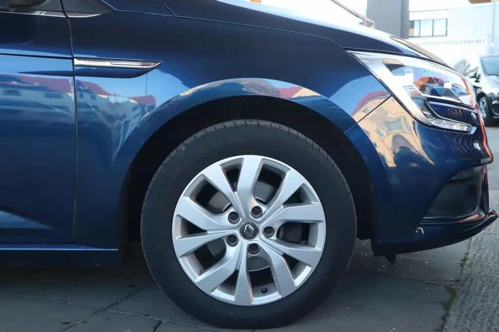Renault Megane 1.3 GRANDTOUR* LIMITED* AHK* SITZHEIZUNG* 12/2018-photo-20