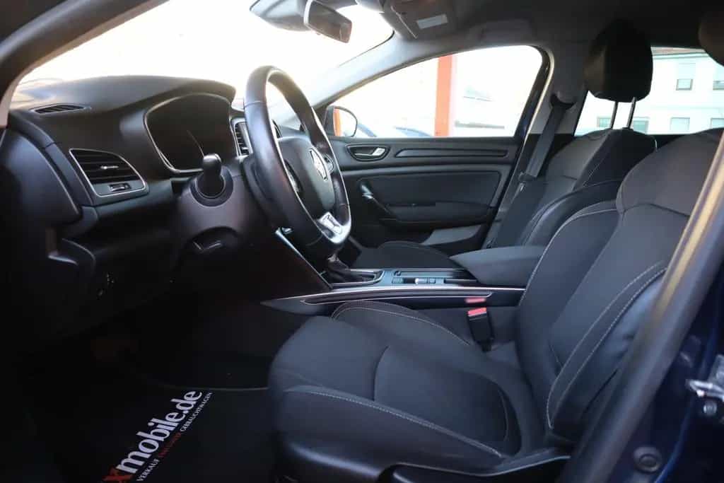 Renault Megane 1.3 GRANDTOUR* LIMITED* AHK* SITZHEIZUNG* 12/2018-photo-23