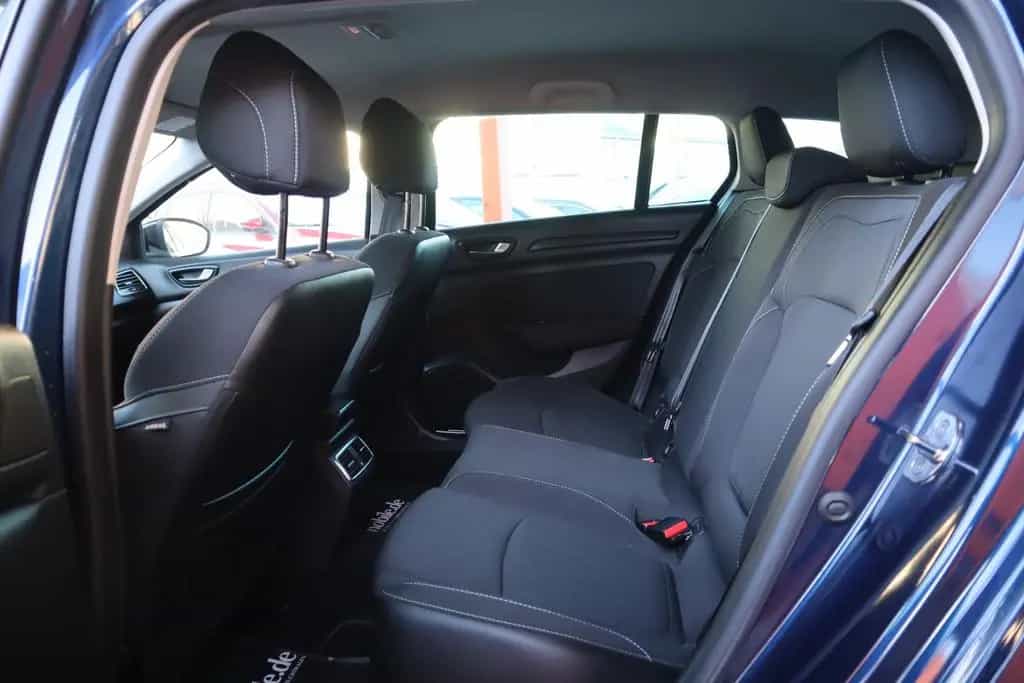 Renault Megane 1.3 GRANDTOUR* LIMITED* AHK* SITZHEIZUNG* 12/2018-photo-26