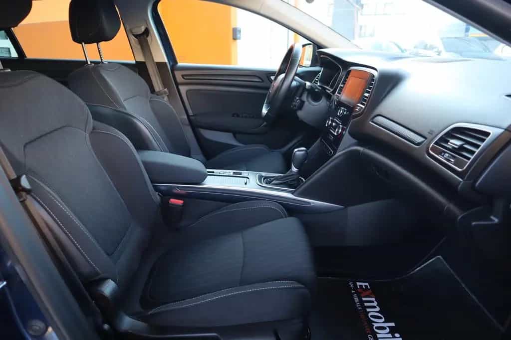 Renault Megane 1.3 GRANDTOUR* LIMITED* AHK* SITZHEIZUNG* 12/2018-photo-46