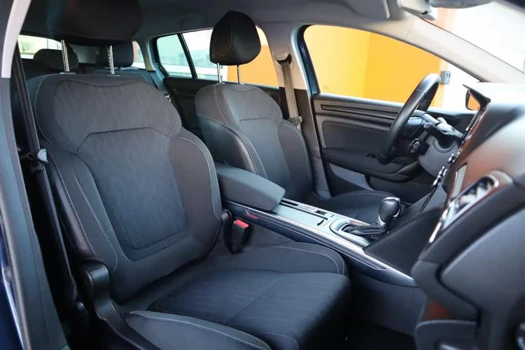 Renault Megane 1.3 GRANDTOUR* LIMITED* AHK* SITZHEIZUNG* 12/2018-photo-47