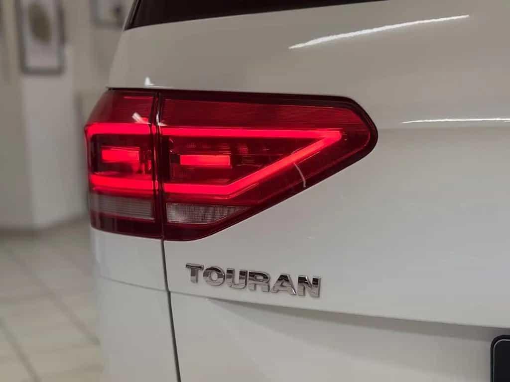 Volkswagen Touran Highline | 7Sitze | AHK | LED | Alcantara 06/2018-photo-10