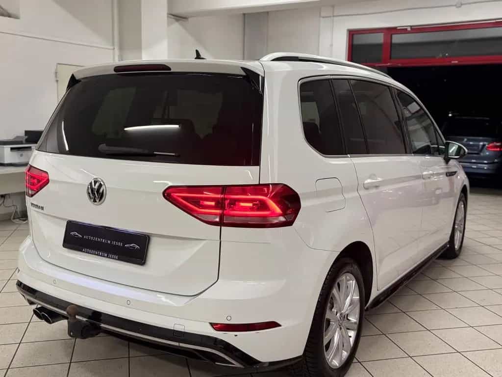 Volkswagen Touran Highline | 7Sitze | AHK | LED | Alcantara 06/2018-photo-12
