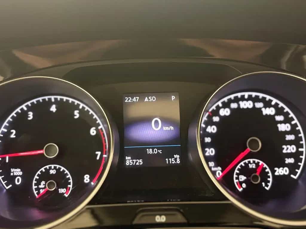Volkswagen Touran Highline | 7Sitze | AHK | LED | Alcantara 06/2018-photo-27