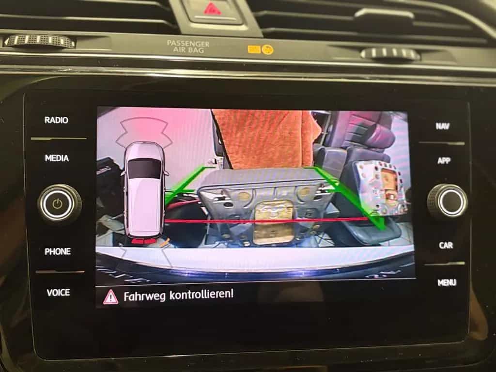 Volkswagen Touran Highline | 7Sitze | AHK | LED | Alcantara 06/2018-photo-31