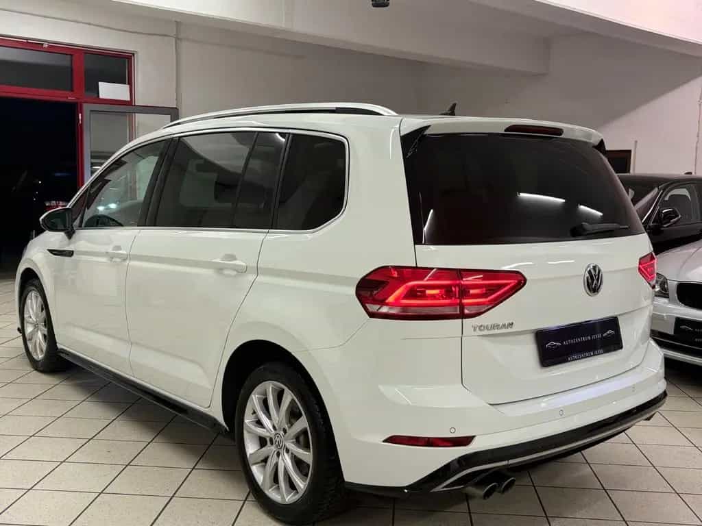 Volkswagen Touran Highline | 7Sitze | AHK | LED | Alcantara 06/2018-photo-5