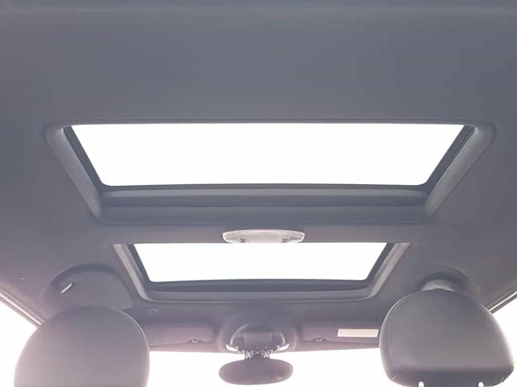 MINI Cooper S Paceman Chili Navi Panorama 19"Alu 01/2013-photo-16