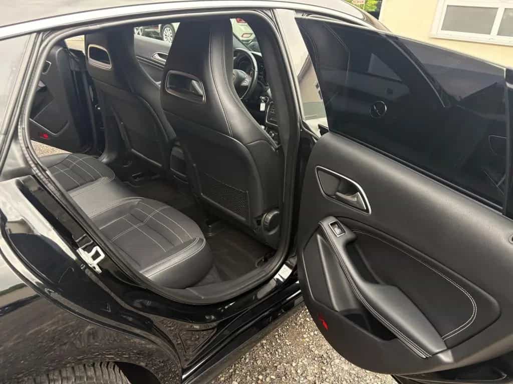 Mercedes-Benz CLA Shooting Brake CLA 180 Shooting Brake 07/2015-photo-16