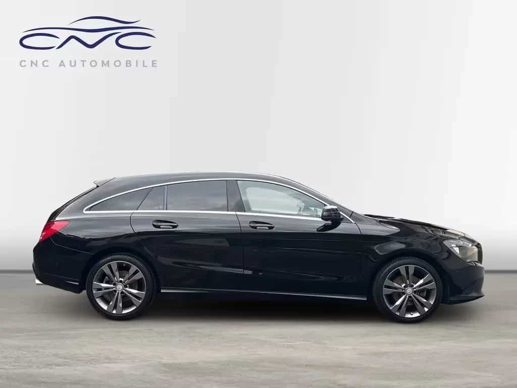 Mercedes-Benz CLA Shooting Brake CLA 180 Shooting Brake 07/2015-photo-3