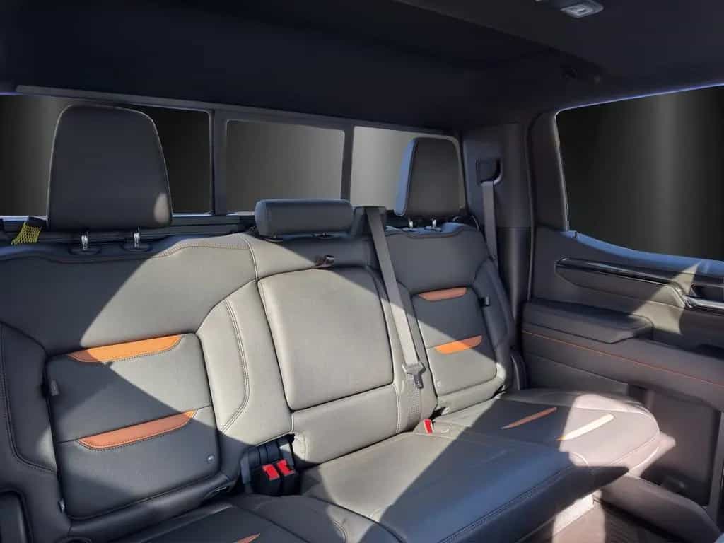 GMC Sierra 1500 AT4 Crew Cab Short Bed AHK/LED/SHD/ null-photo-11