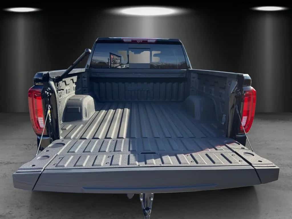 GMC Sierra 1500 AT4 Crew Cab Short Bed AHK/LED/SHD/ null-photo-12