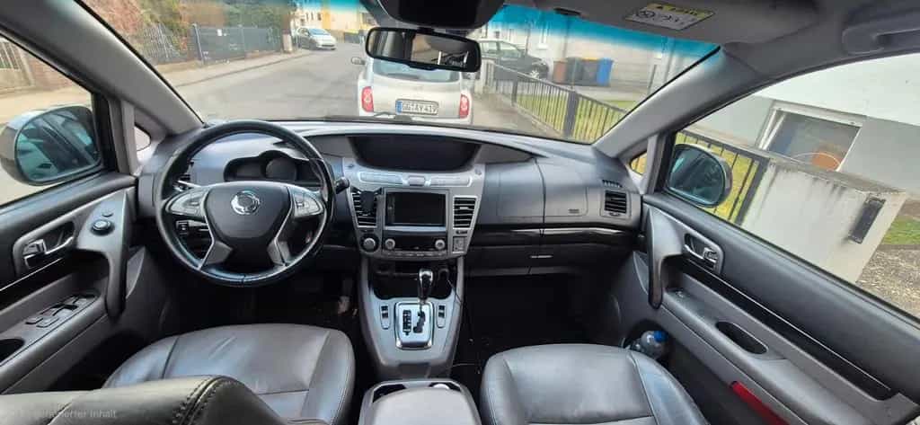 Ssangyong Rodius 2.2 Diesel e-XDi 220 Sapphire 4WD Aut... 03/2016-photo-2