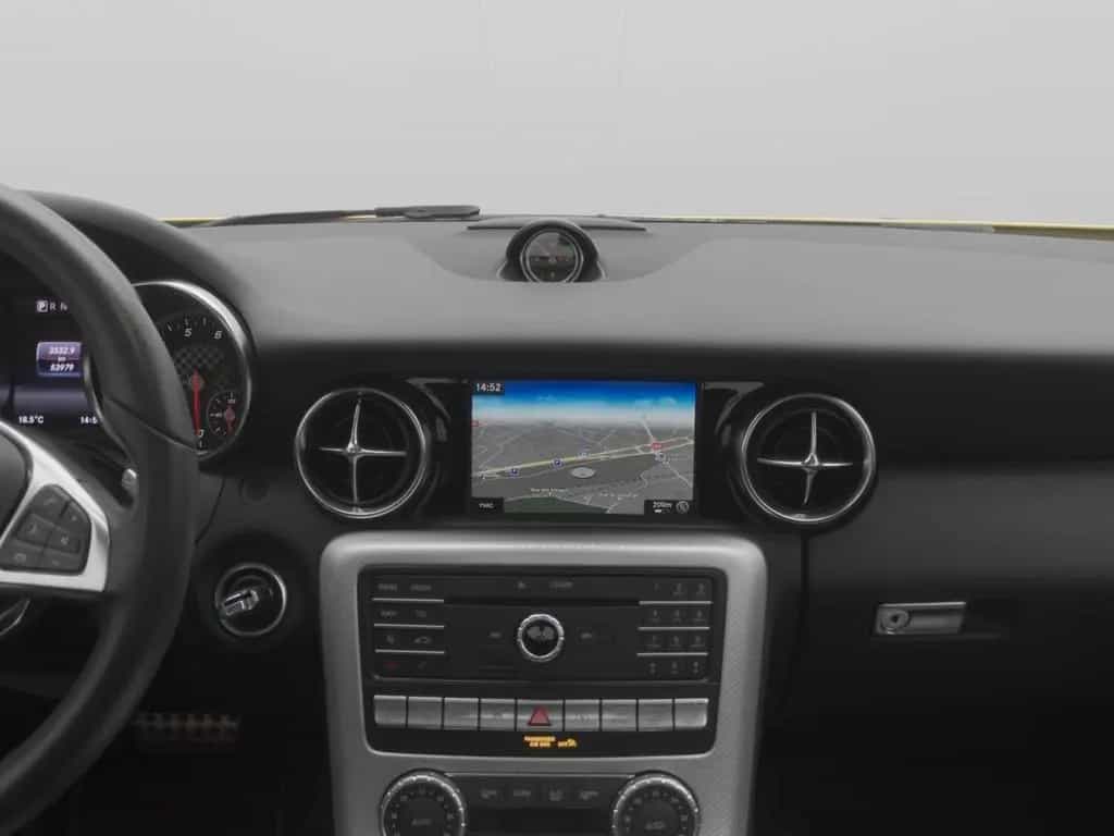 Mercedes-Benz SLC 200 AMG Line/Final Edition/Navi 08/2020-photo-17