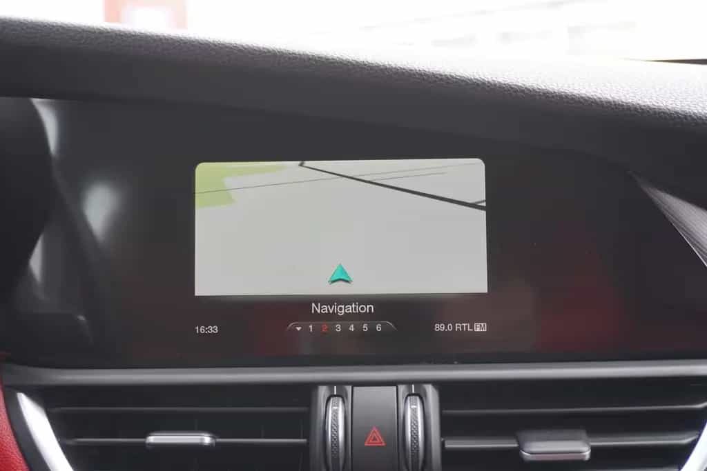 Alfa Romeo Giulia 2.2 Super LED Navi Tempomat PDC Klimaaut. 03/2017-photo-14