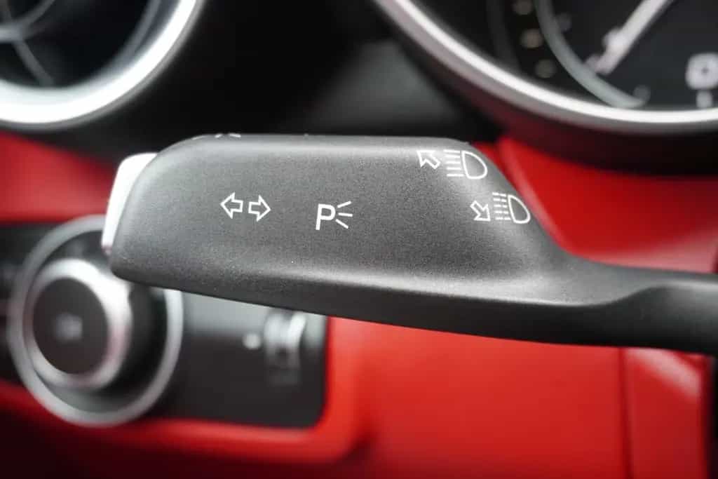 Alfa Romeo Giulia 2.2 Super LED Navi Tempomat PDC Klimaaut. 03/2017-photo-27