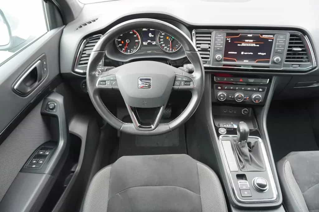 Seat Ateca 1.4 TSI Xcellence DSG LED PDC Sitzheizung 06/2017-photo-12