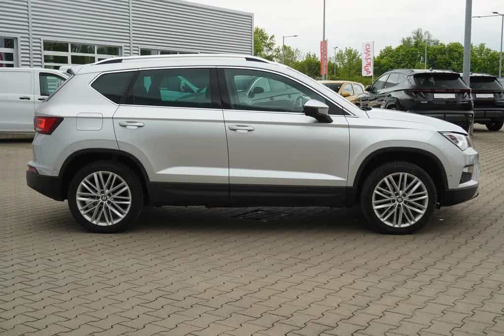 Seat Ateca 1.4 TSI Xcellence DSG LED PDC Sitzheizung 06/2017-photo-4