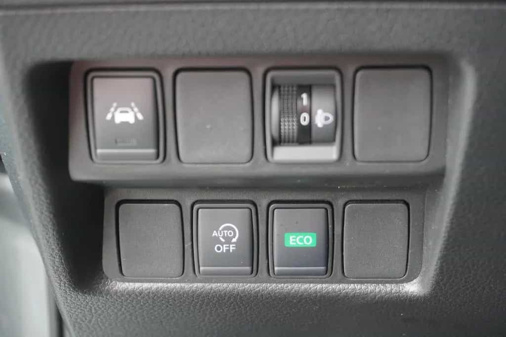 Nissan Qashqai 1.3 DIG-T DCT N-Connecta Navi Pano 360° 04/2021-photo-15