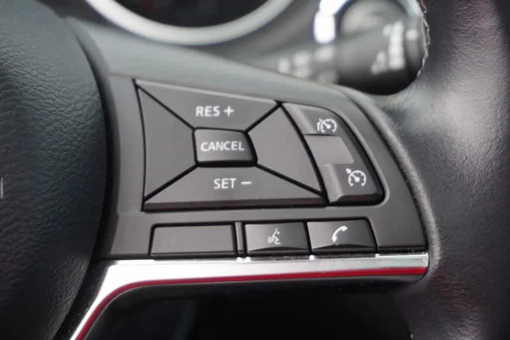 Nissan Qashqai 1.3 DIG-T DCT N-Connecta Navi Pano 360° 04/2021-photo-17