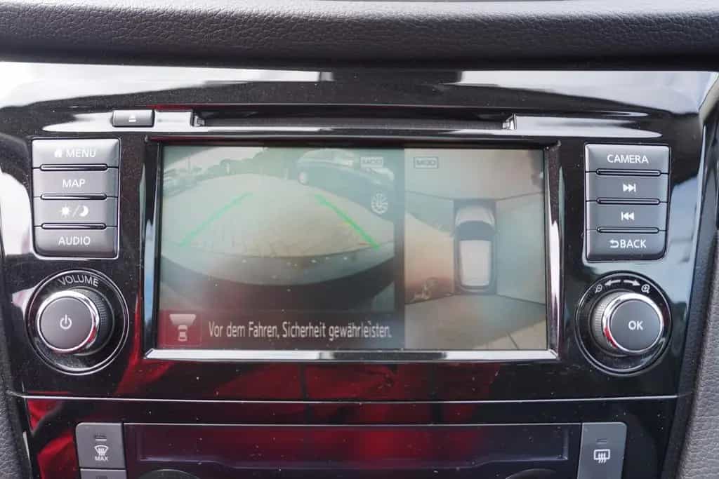 Nissan Qashqai 1.3 DIG-T DCT N-Connecta Navi Pano 360° 04/2021-photo-22