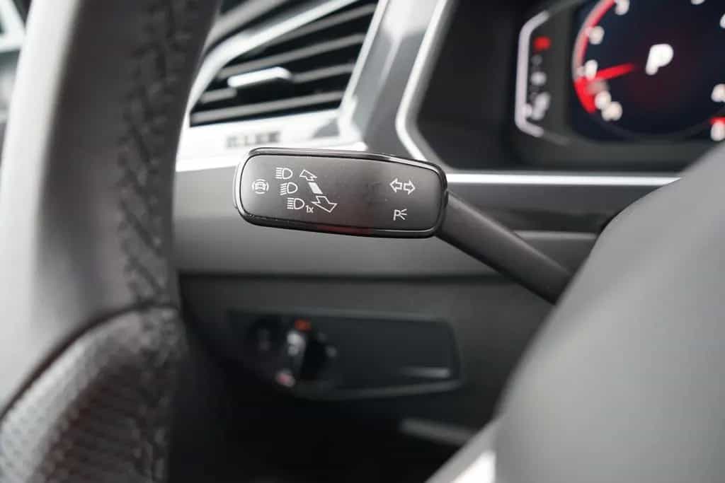 Volkswagen Tiguan 2.0 R-Line 4Motion LED ACC Totwinkel DAB 06/2021-photo-22