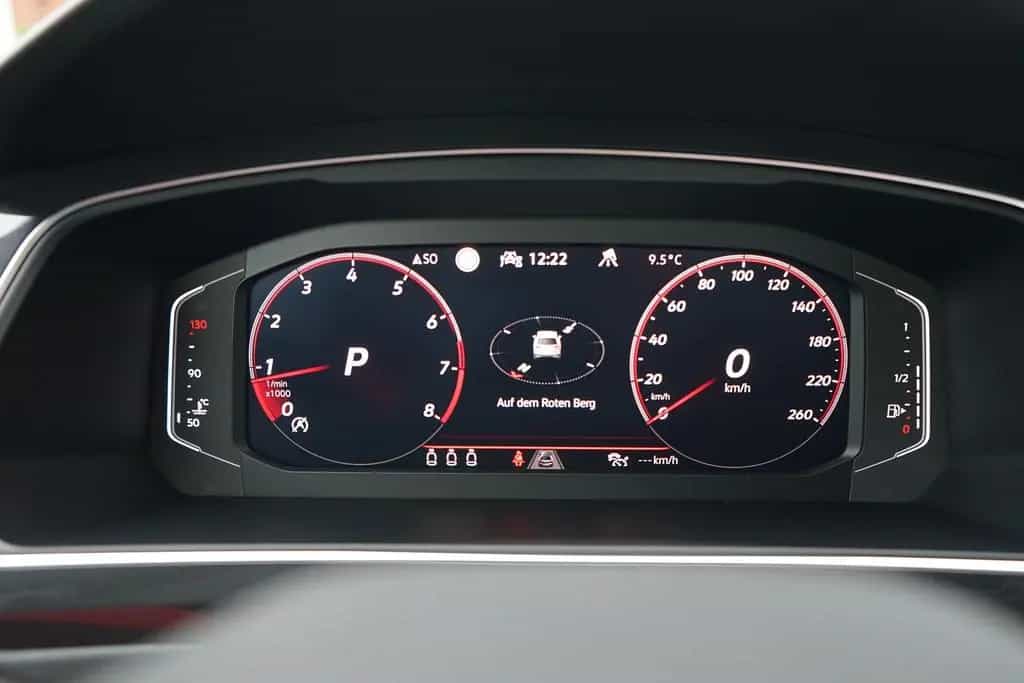 Volkswagen Tiguan 2.0 R-Line 4Motion LED ACC Totwinkel DAB 06/2021-photo-23