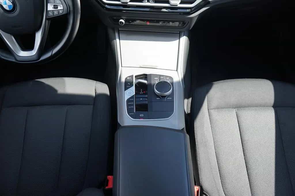 BMW 318 i LED Navi Totwinkel Head-Up Android Apple 05/2024-photo-20