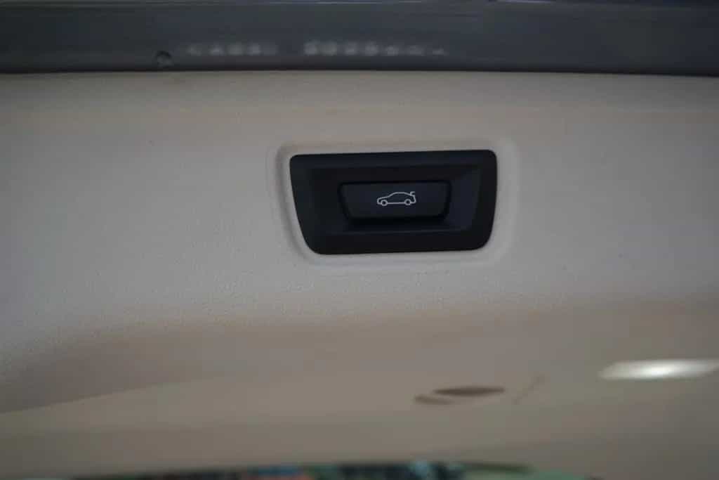 BMW 318 i LED Navi Totwinkel Head-Up Android Apple 05/2024-photo-8